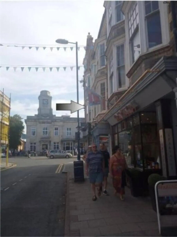 Private apartment. Aberystwyth Town Centre.
