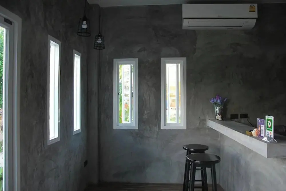 Snooze Inn Phuket
