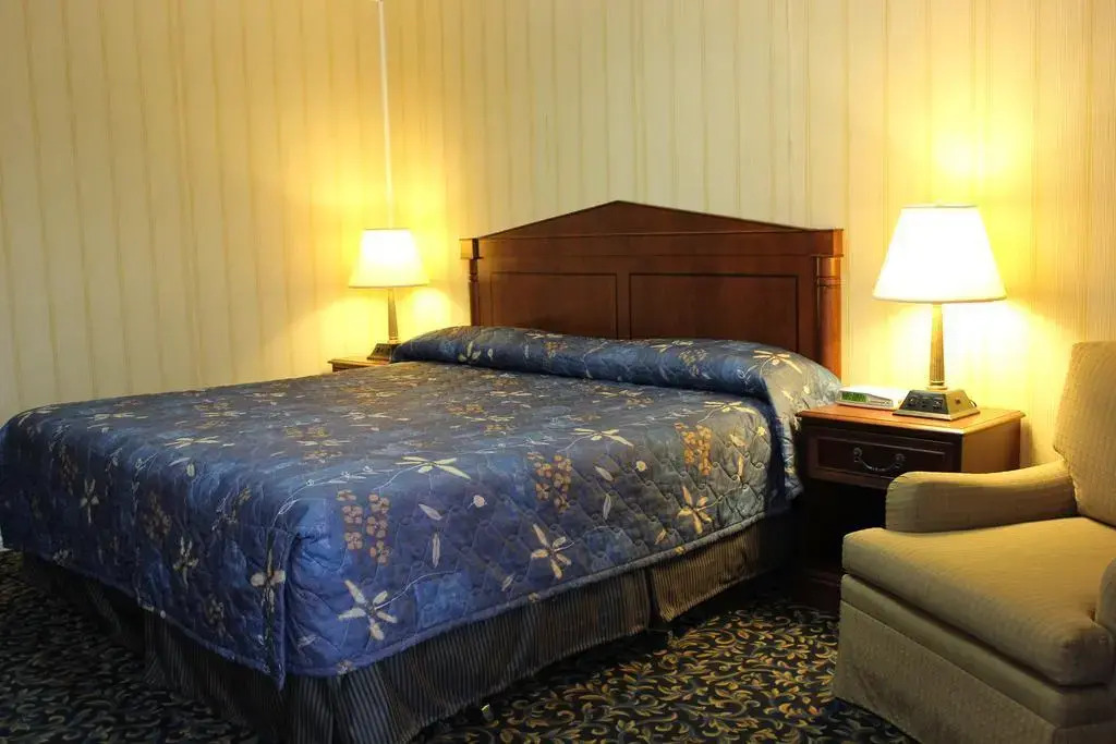 Nights Inn Owen Sound