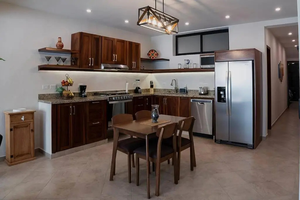 Condo SantoMar - Scenic views, 2Bed, 2Bath in Downtown, Pool, Gym, BBQ