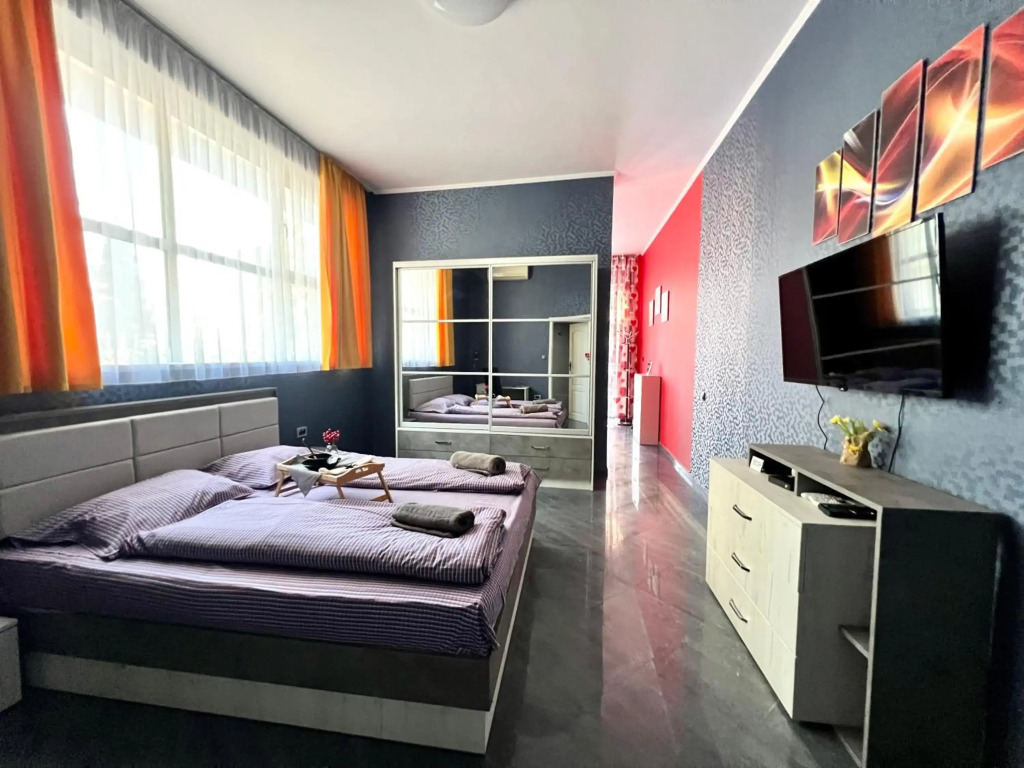 Flower home 3