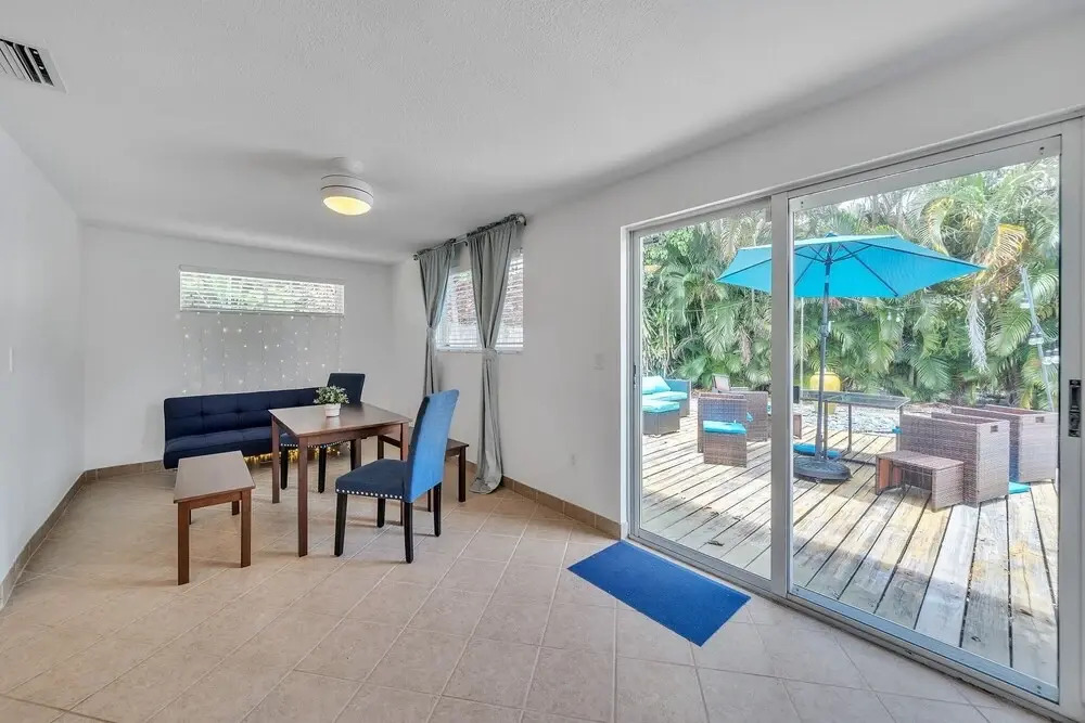 Oakland Park Fl Home Fun In Paradise And Close To Beaches 3 Bedroom Home by Redawning
