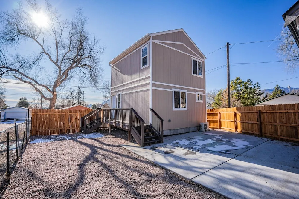 1 Bedroom East DT