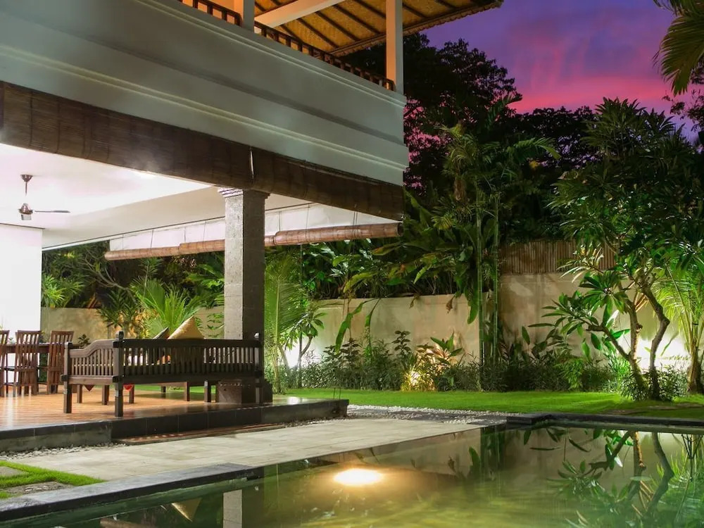 Ivory Villa