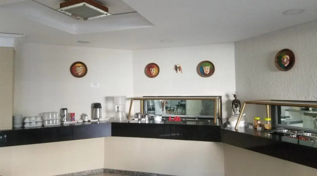 Hotel Uzi Mar