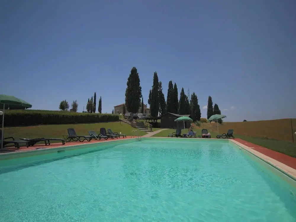Charming Tuscan Farmhouse
