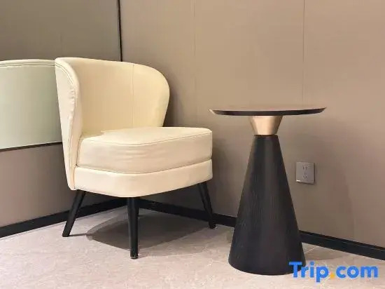 Homeinn Plus Hotel (Beijing Wukesong Huaxi LIVE)