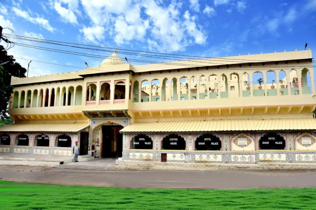 The Shahi Palace Mandawa, A Heritage Boutique Haveli