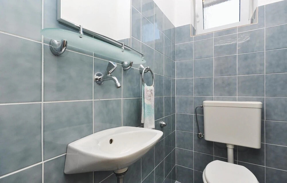 Stunning Apartment in Zadar With 2 Bedrooms, Wifi and Outdoor Swimming Pool