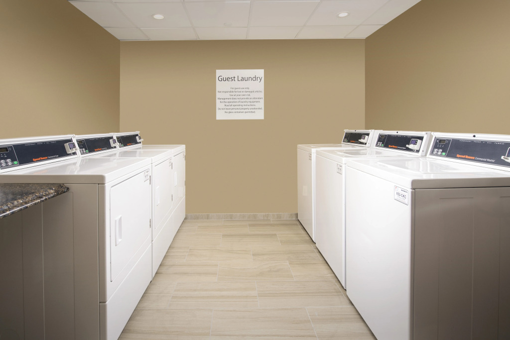 Holiday Inn Express & Suites College Park - University Area by IHG
