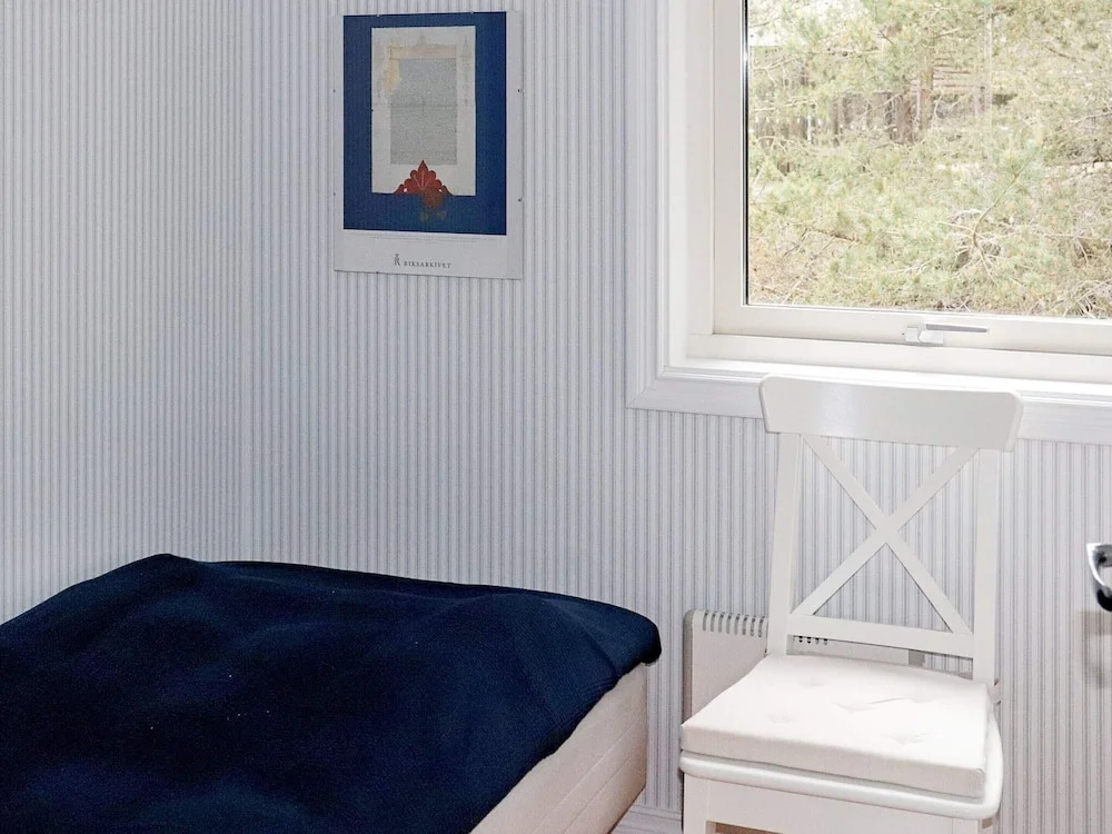 10 Person Holiday Home in Yngsjo