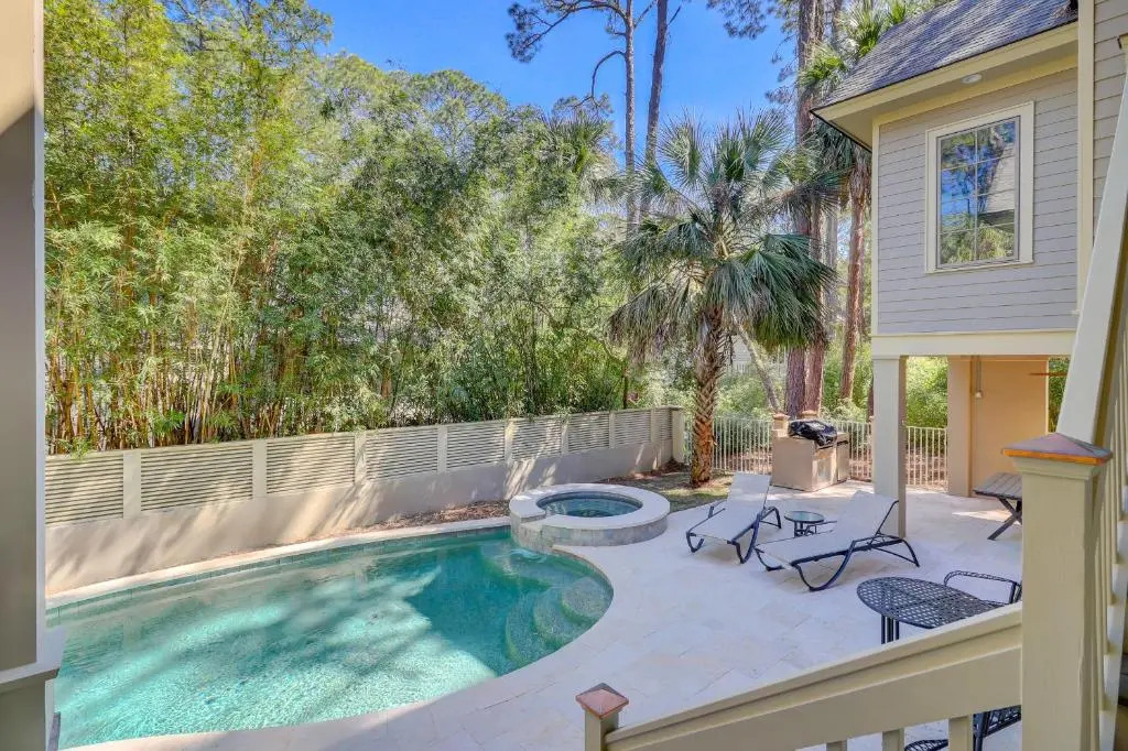 1 Cedar Waxwing 5 BR Home Private Pool