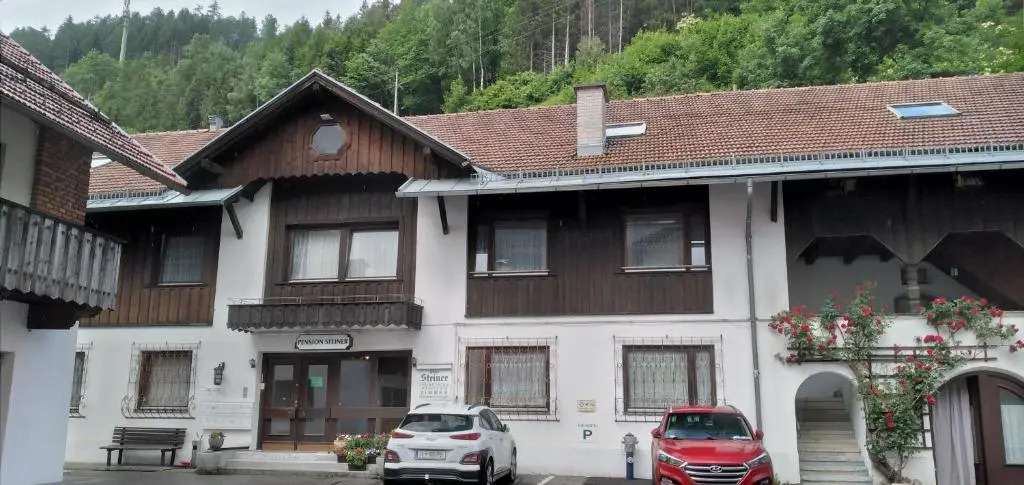 Pension Steiner, 6143 Matrei am Brenner, Brennerstr 18b!Check-in between 15 - 21 oclock!! No breakfast