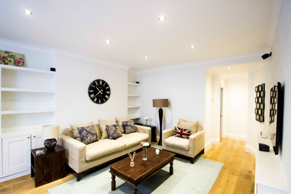 Lovely Kensington Flat