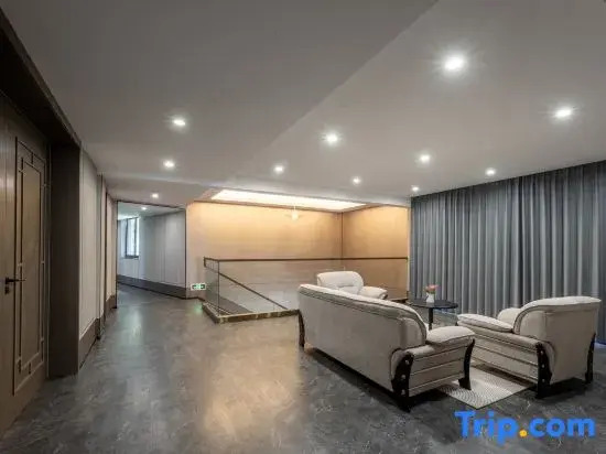 Lushan Lutos Terrace Garden Resort Hotel