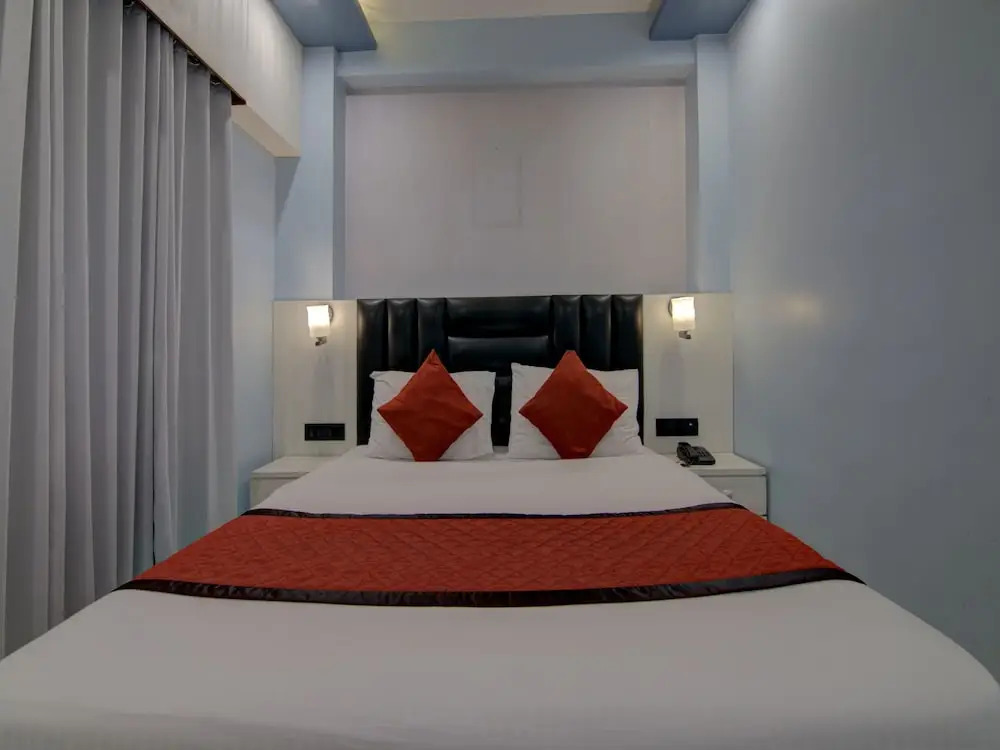 Hotel Venkatesh Regency