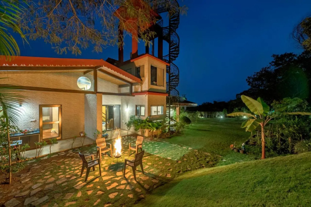 SaffronStays Althea - 4BR veg-only luxury villa with pool, jacuzzis, gourmet meals and Lohagad-Pawna lake views