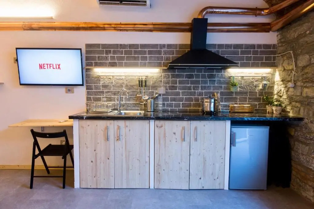 Rock & Wood - Apartment & Room