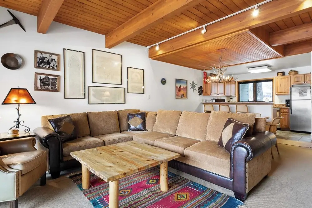 Riverside Condos B101 by Avantstay Condo Close To Downtown, Town Park & Ski Lift #8