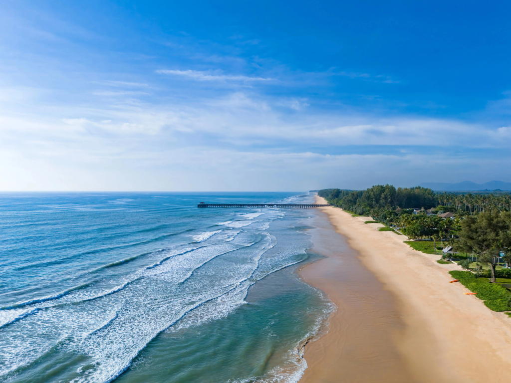 Twin Villas Natai - North & South Villa - Luxury Beach Front Villa - 6 Br Full Service