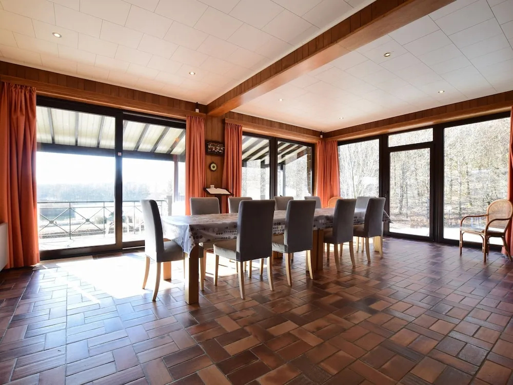 Comfortable Cottage in the Heart of a Beautiful Natural Area with Private Ponds