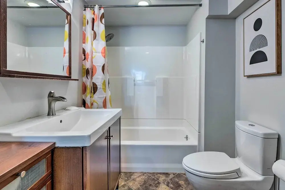 Quaint Seattle Apt ~ 1 Mi to UW Campus!, Seattle