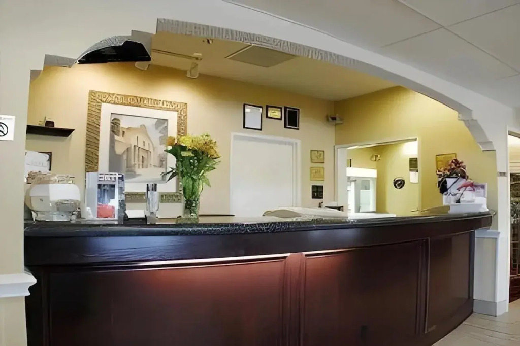 Quality Inn & Suites San Antonio Airport - Stone Oak