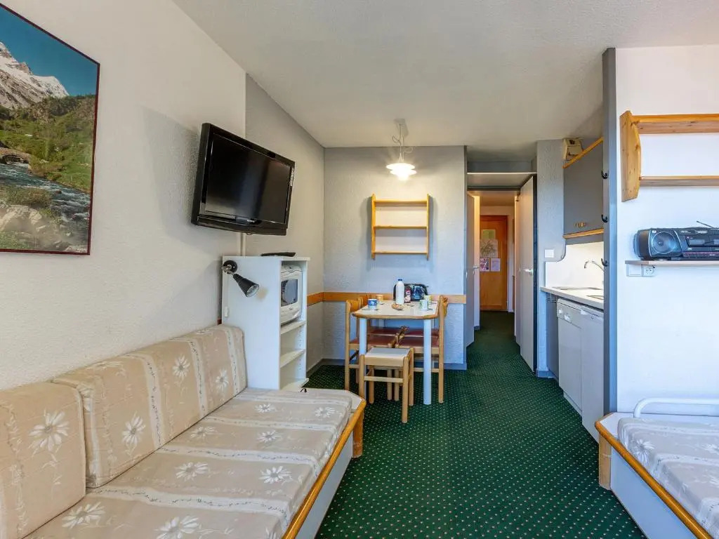 Appartement La Plagne, 2 pièces, 5 personnes - FR-1-353-7