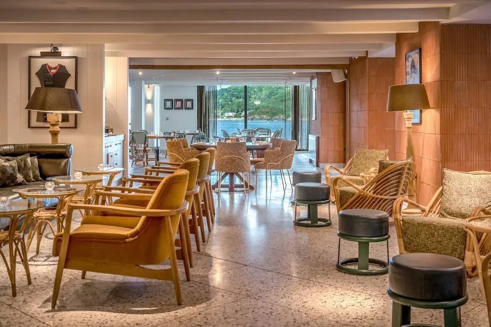 Harbour Beach Club, Hotel & Spa