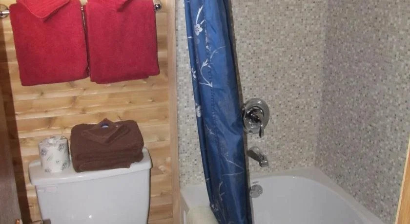 Hide Away Inn