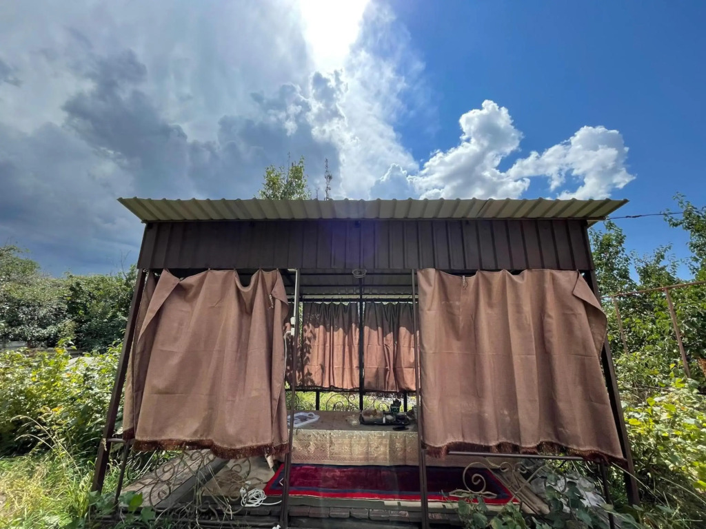 Guest House Eles