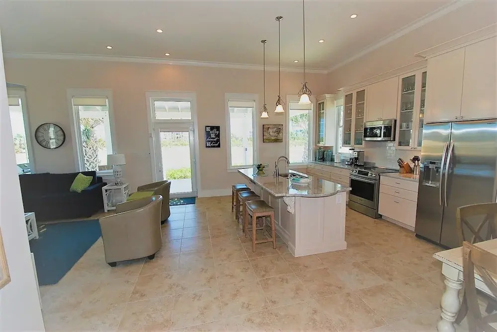 Coastal - Private Home Close To Beach & Bay 2 Bedroom Home by RedAwning