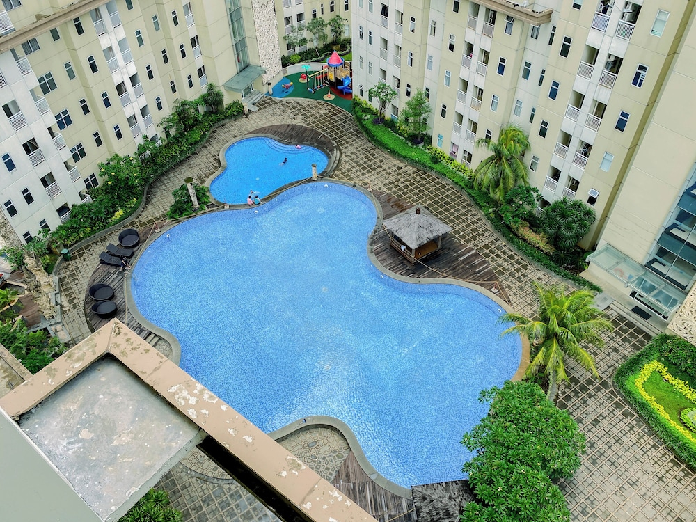 Good Choice 2Br Apartment Near Krl Station At Vittoria Residence