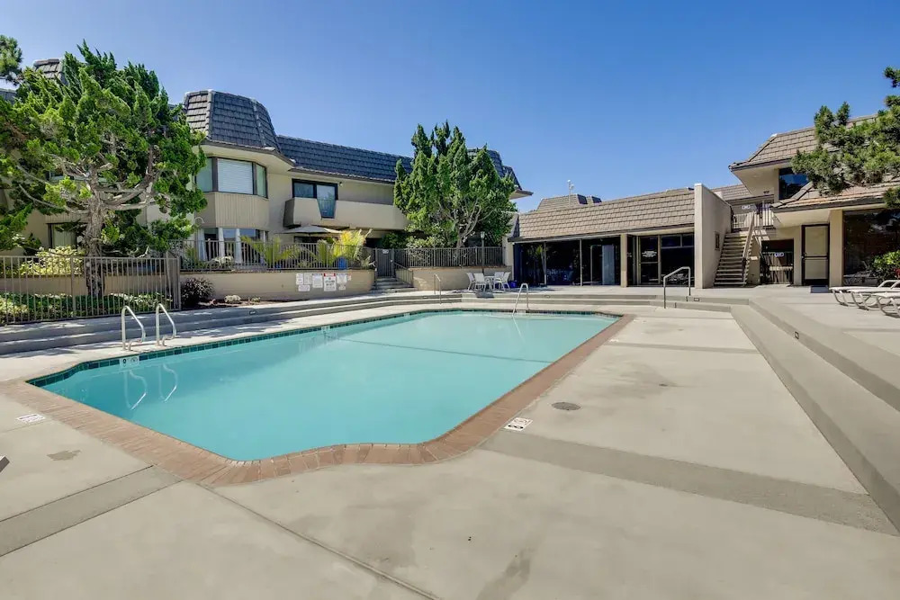 Solana Beach Condo w/ 4 Pools & Beach Access!