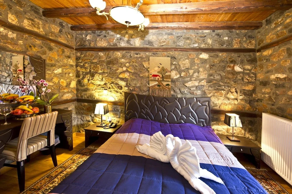 Chalet Lithos