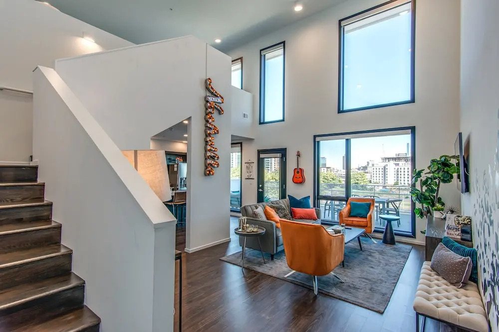 Illume Green Community Penthouse Corner Unit 1 Bedroom Condo