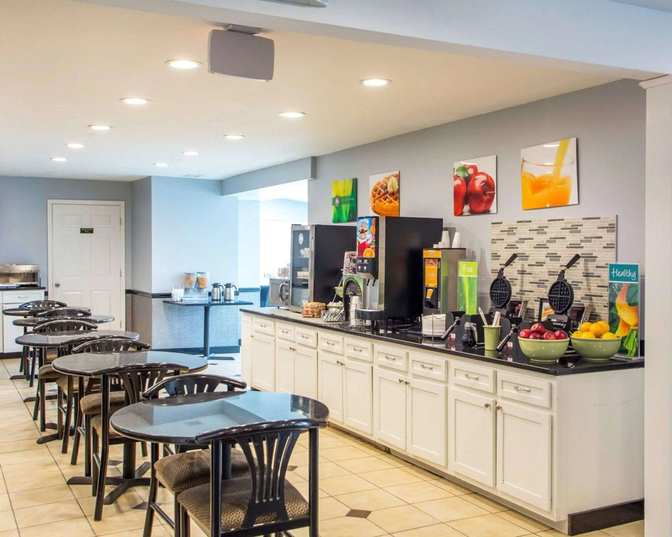 Quality Inn & Suites North-Polaris