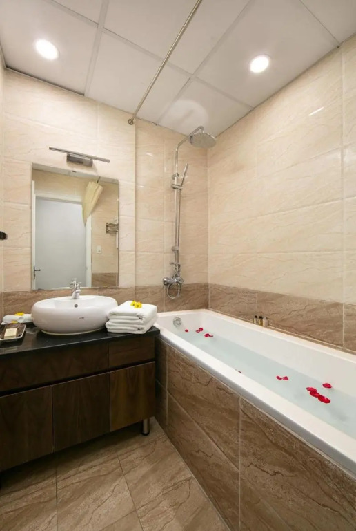 Poonsa Cau Giay Apartment