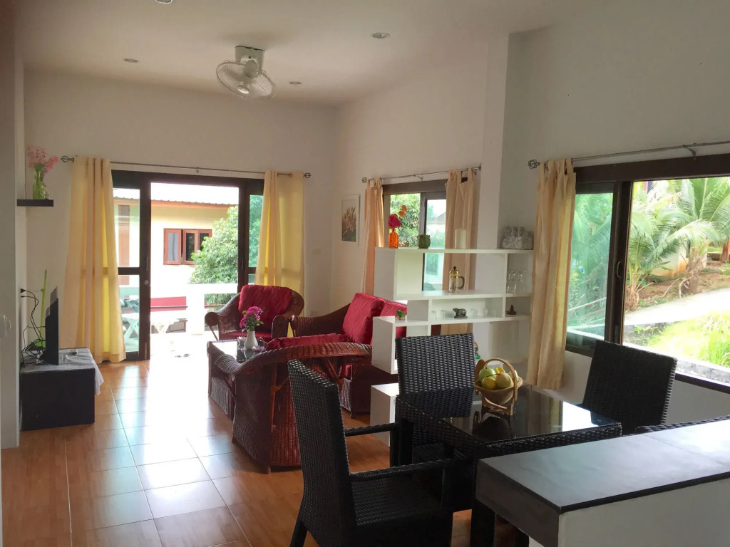 Cosy 2 Bedroom House Lamai Koh Samui