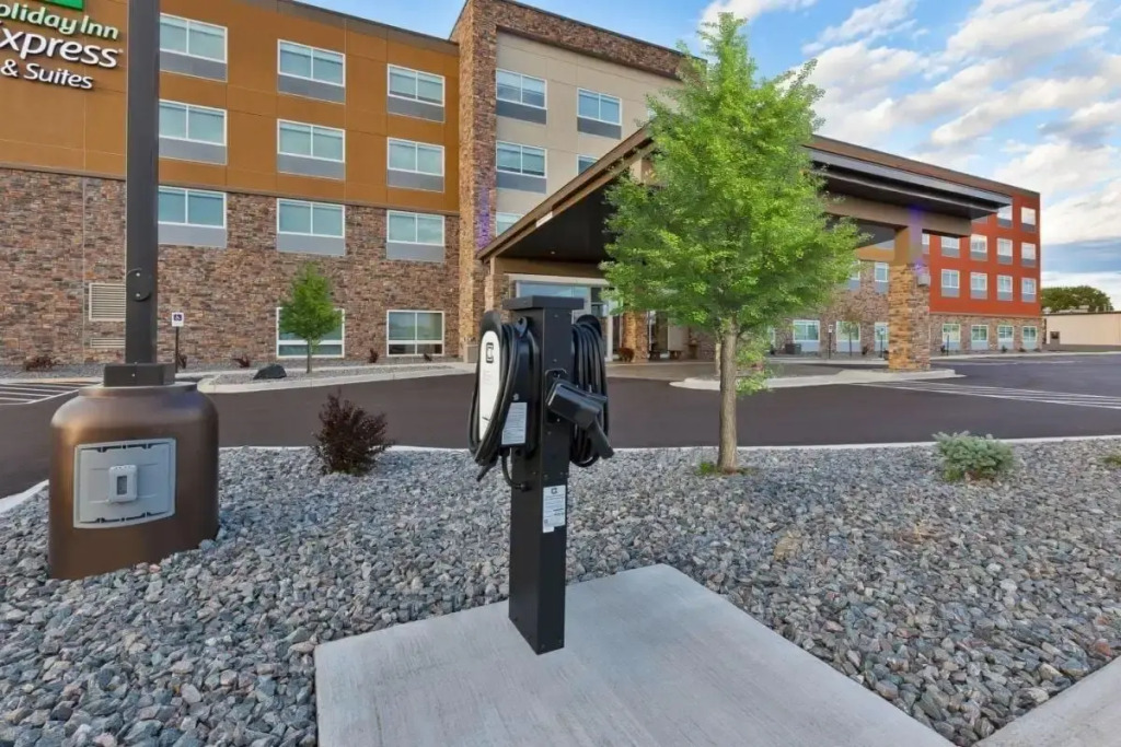 Holiday Inn Express- Eau Claire West I-94 by IHG