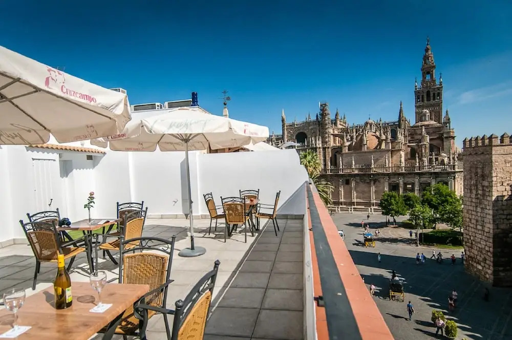 Suites Murillo Plaza Sta. Cruz
