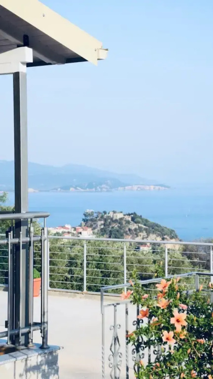 Villa Thomas