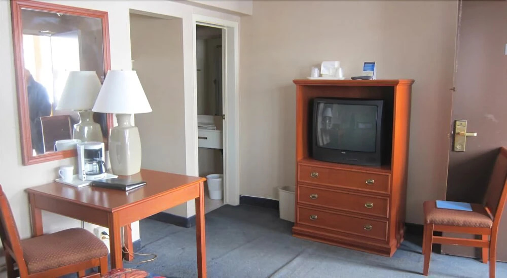 Ottawa Plaza Inn Downtown