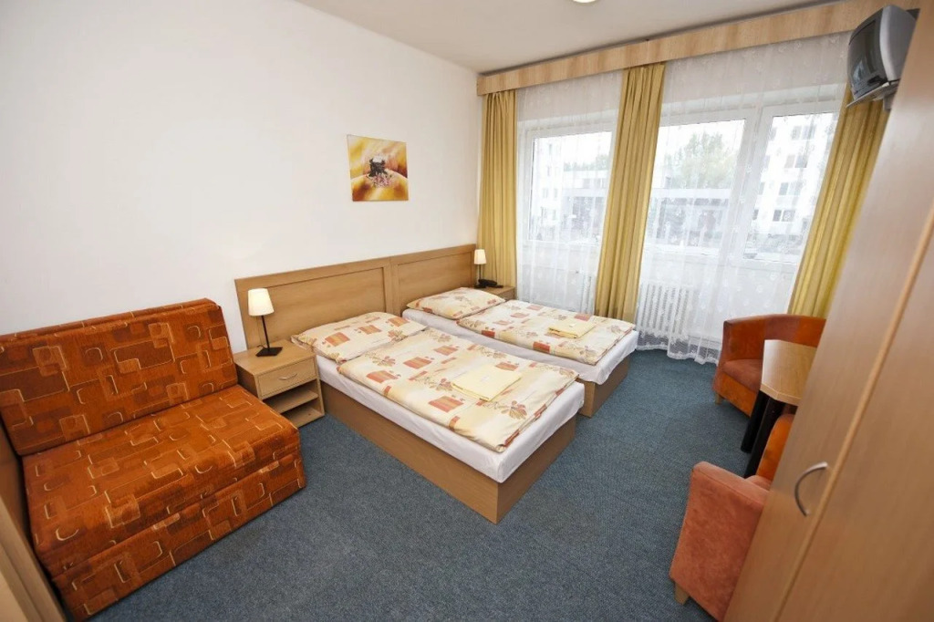 Hotel Plus