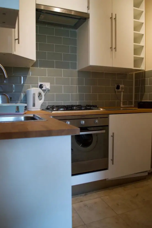 1 Bedroom Flat 15 Minutes From Edinburgh City Centre