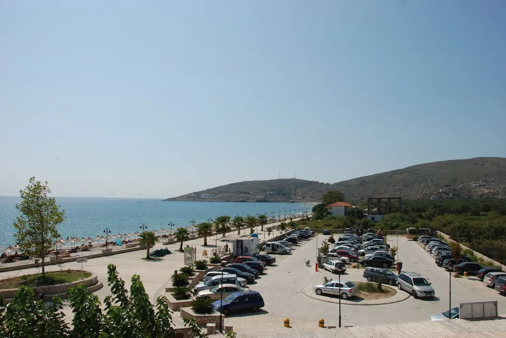 Villa Gjika