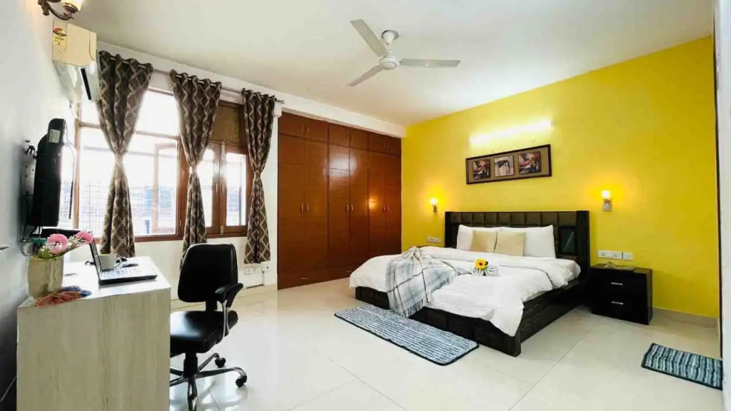 BluO Classic 1BHK - Defence Colony Market