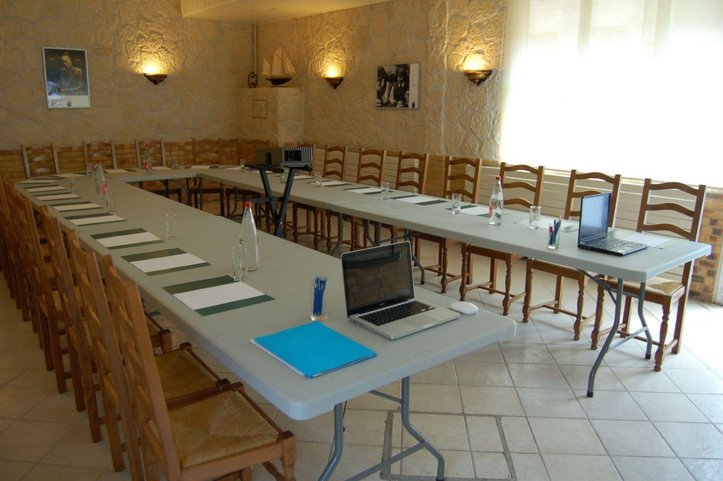 Hotel Des Couronnes Chateaudun