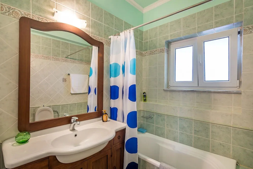 Villa Helen 200m from the beach in Tersanas BY APOKORONAS-VILLAS