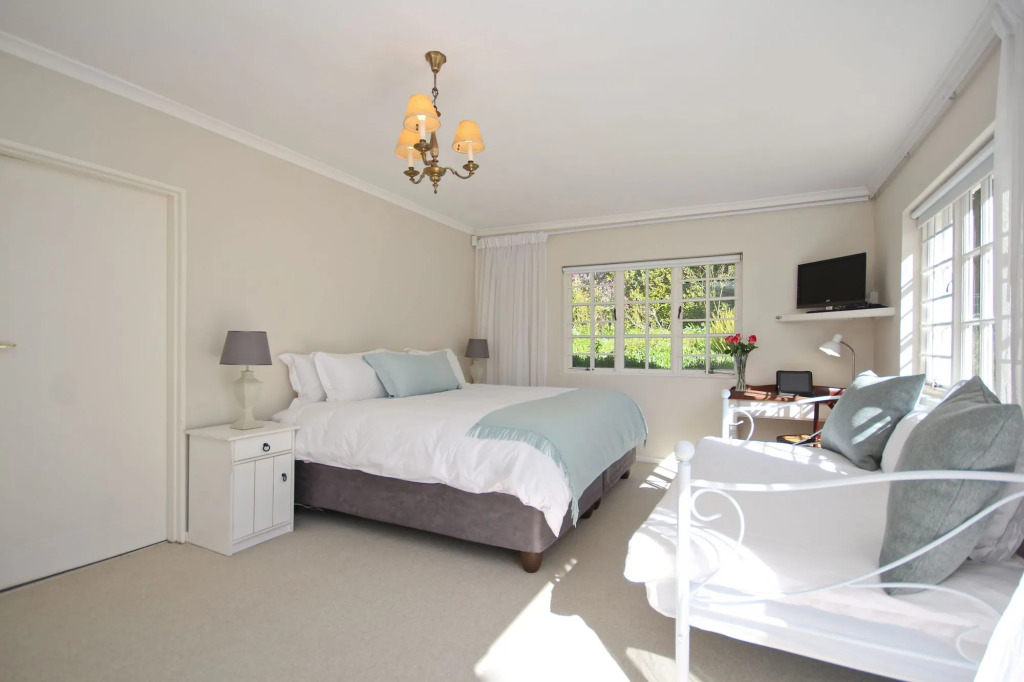 Beluga of Constantia Guest House